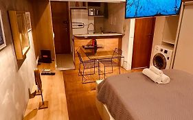 Flat Novo e Moderno a 200m do Shopping , com Piscina wifii 500mbps